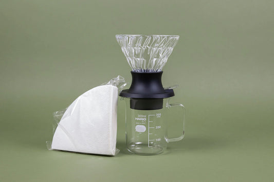 V60 SWITCH Glass Dripper and Server Set 02